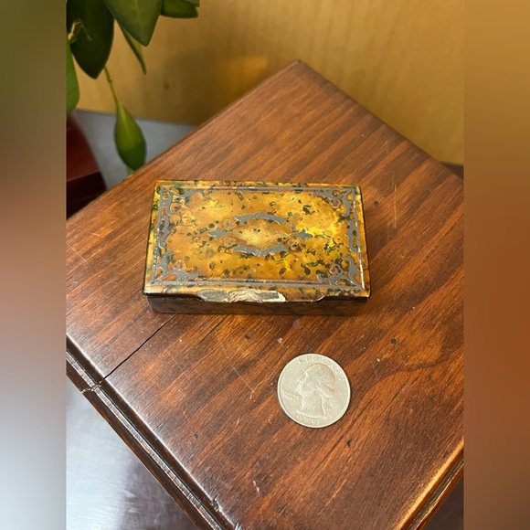 Victorian mid 1800s papier-mache tortoiseshell snuff box with contents 3" - Picture 6 of 6